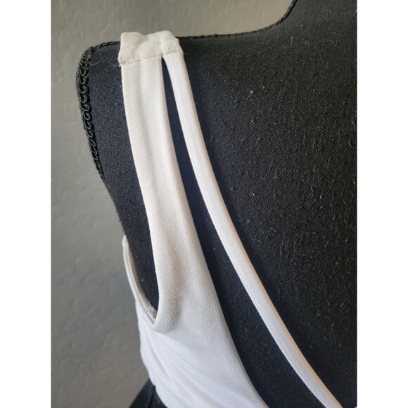 Athleta White Strappy Sport Bra Size M Workout Gym Yoga Active Wear Athletic - Picture 6 of 9